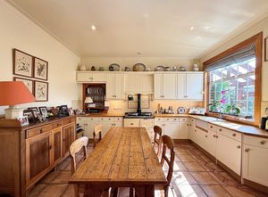 Photo 12- click for photo gallery